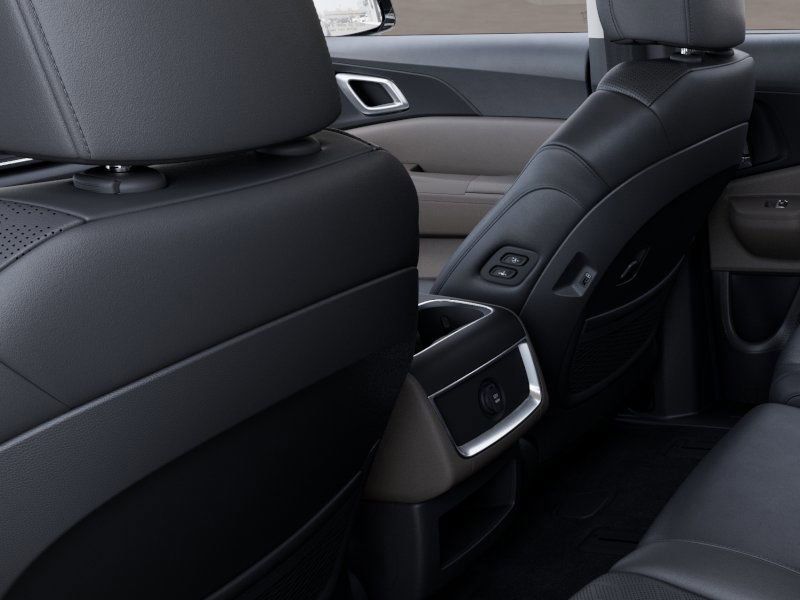 new 2025 Kia Carnival car, priced at $42,075