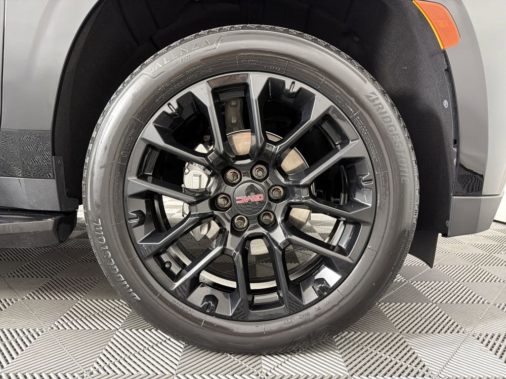 used 2023 GMC Yukon car, priced at $59,893