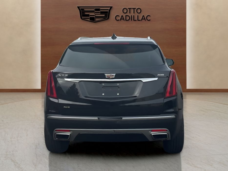 used 2023 Cadillac XT5 car, priced at $31,000