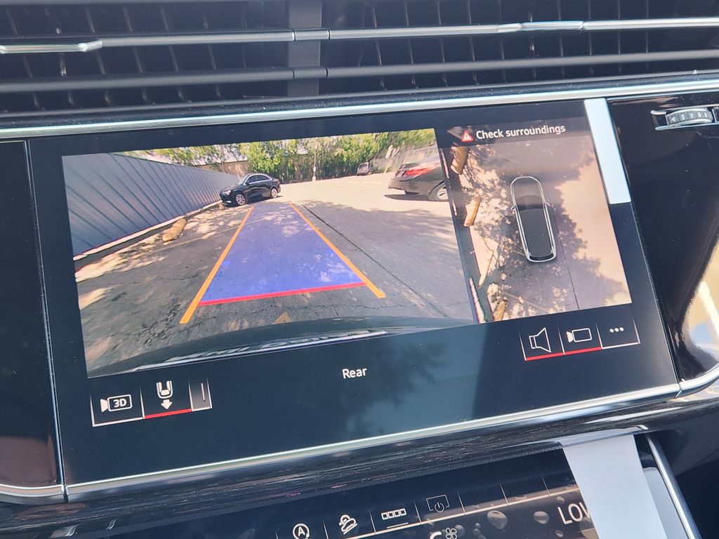 new 2025 Audi Q7 car, priced at $77,750