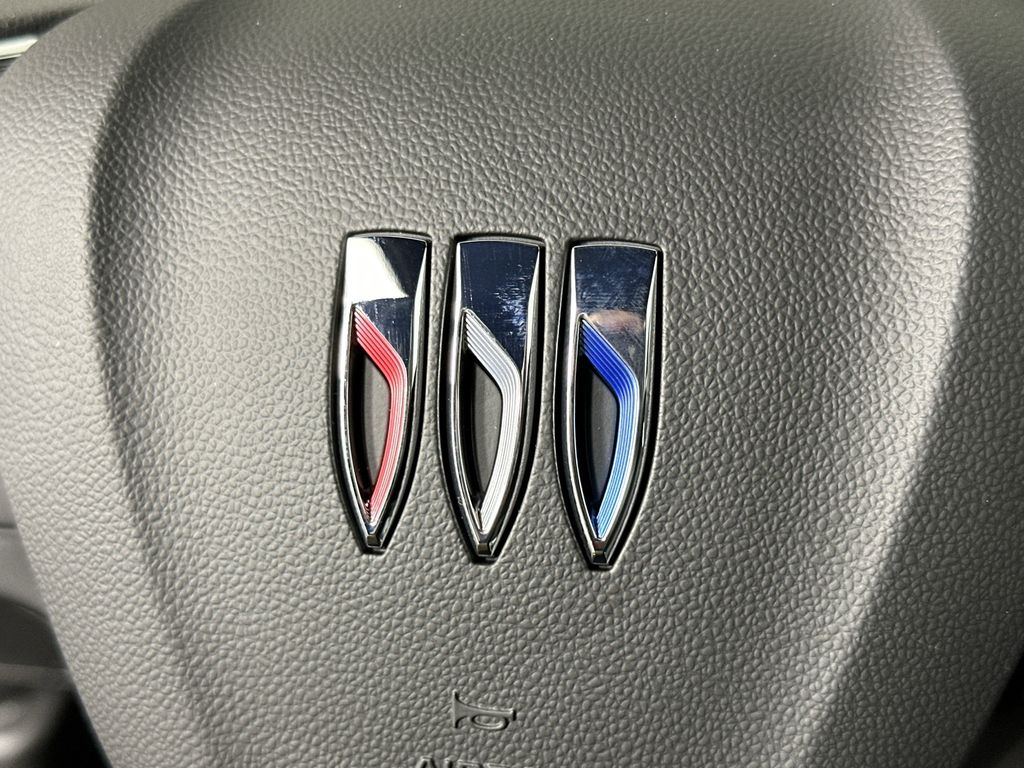 new 2025 Buick Envista car, priced at $27,375