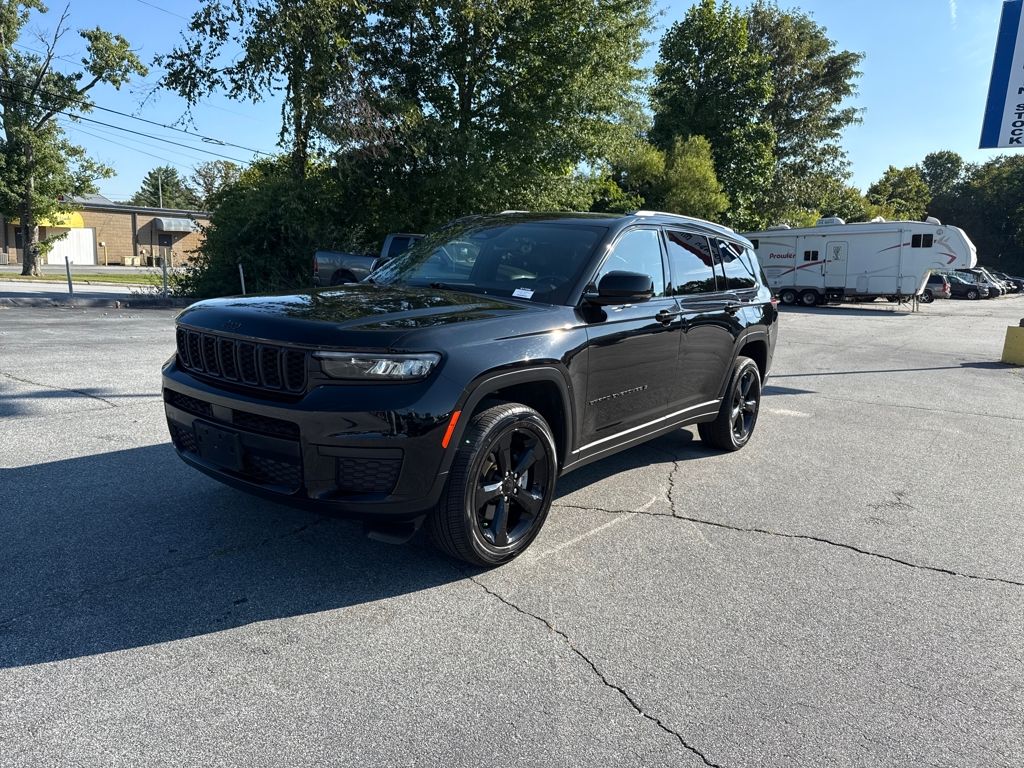 used 2022 Jeep Grand Cherokee L car, priced at $29,400