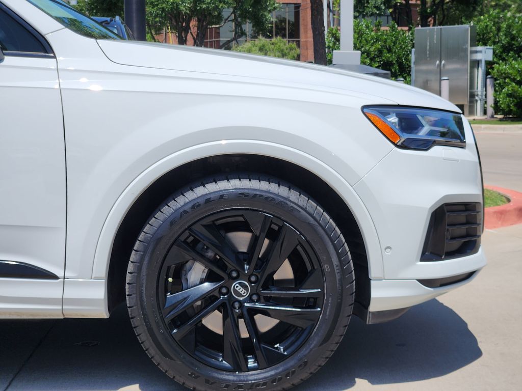 used 2021 Audi Q7 car, priced at $33,902