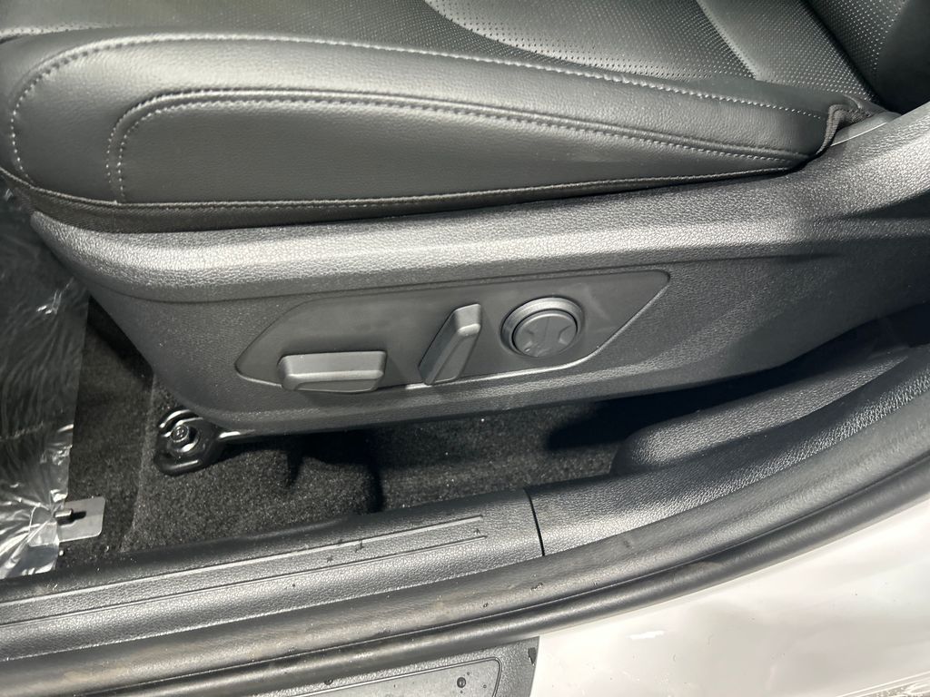 new 2026 Kia Sportage car, priced at $32,986
