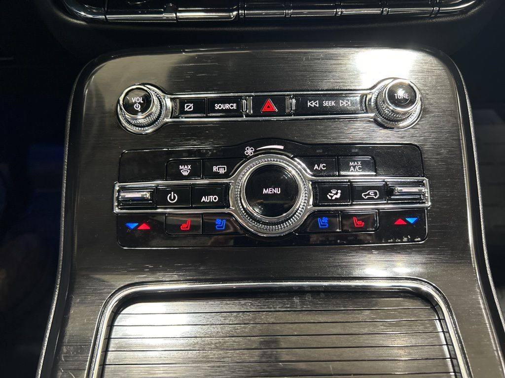 used 2022 Lincoln Nautilus car, priced at $38,333