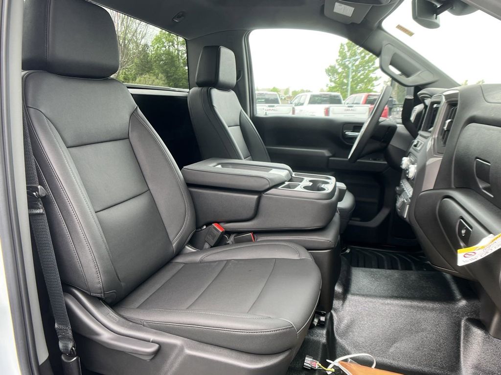 new 2024 GMC Sierra 3500HD car, priced at $43,778