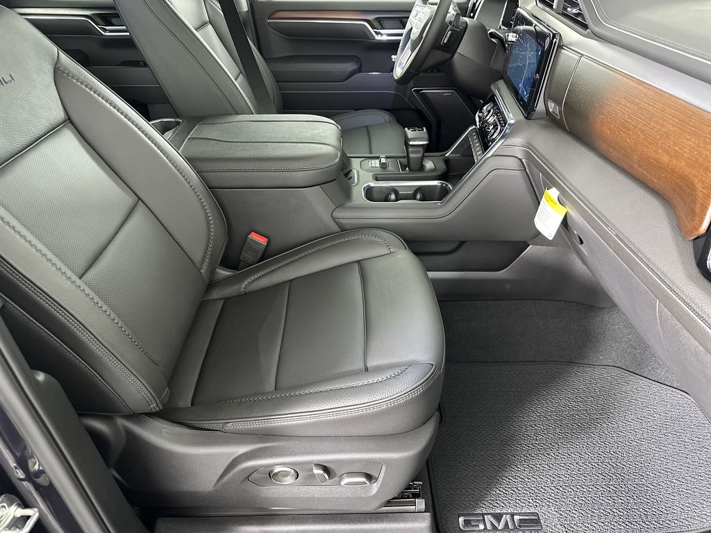 new 2025 GMC Sierra 1500 car, priced at $68,494