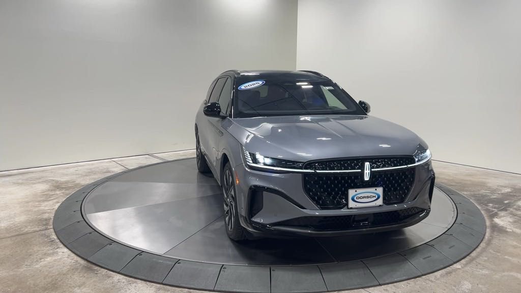 new 2024 Lincoln Nautilus car, priced at $66,470