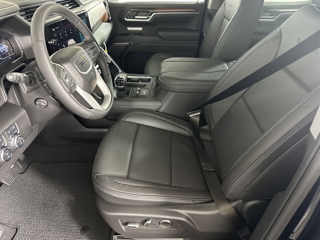 new 2025 GMC Sierra 1500 car, priced at $69,694