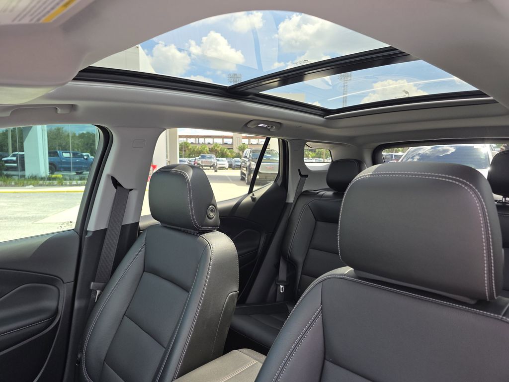 used 2024 GMC Terrain car, priced at $27,991