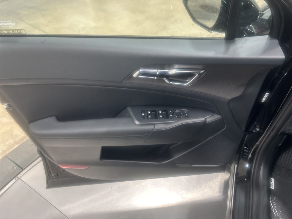 new 2026 Kia Sportage Hybrid car, priced at $35,768