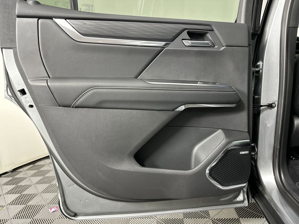 new 2025 GMC Acadia car, priced at $50,624