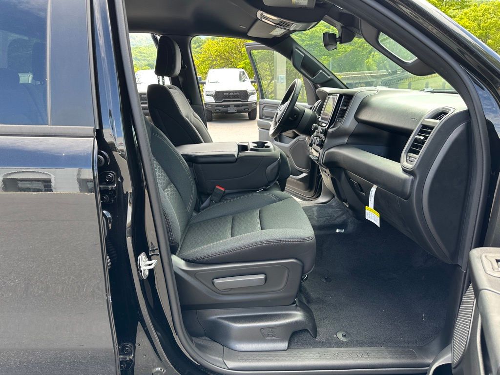new 2025 Ram 1500 car, priced at $40,990