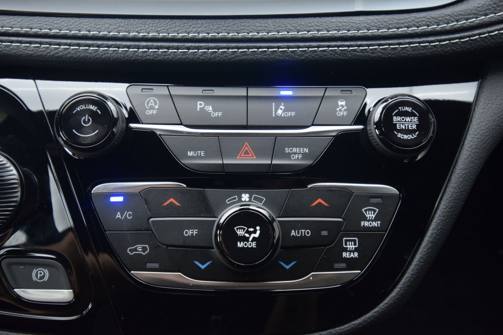 new 2026 Chrysler Pacifica car, priced at $43,561