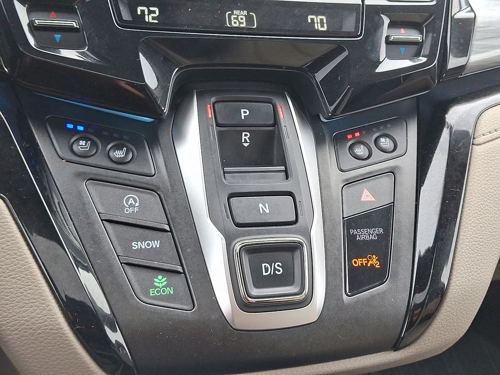 used 2024 Honda Odyssey car, priced at $40,995