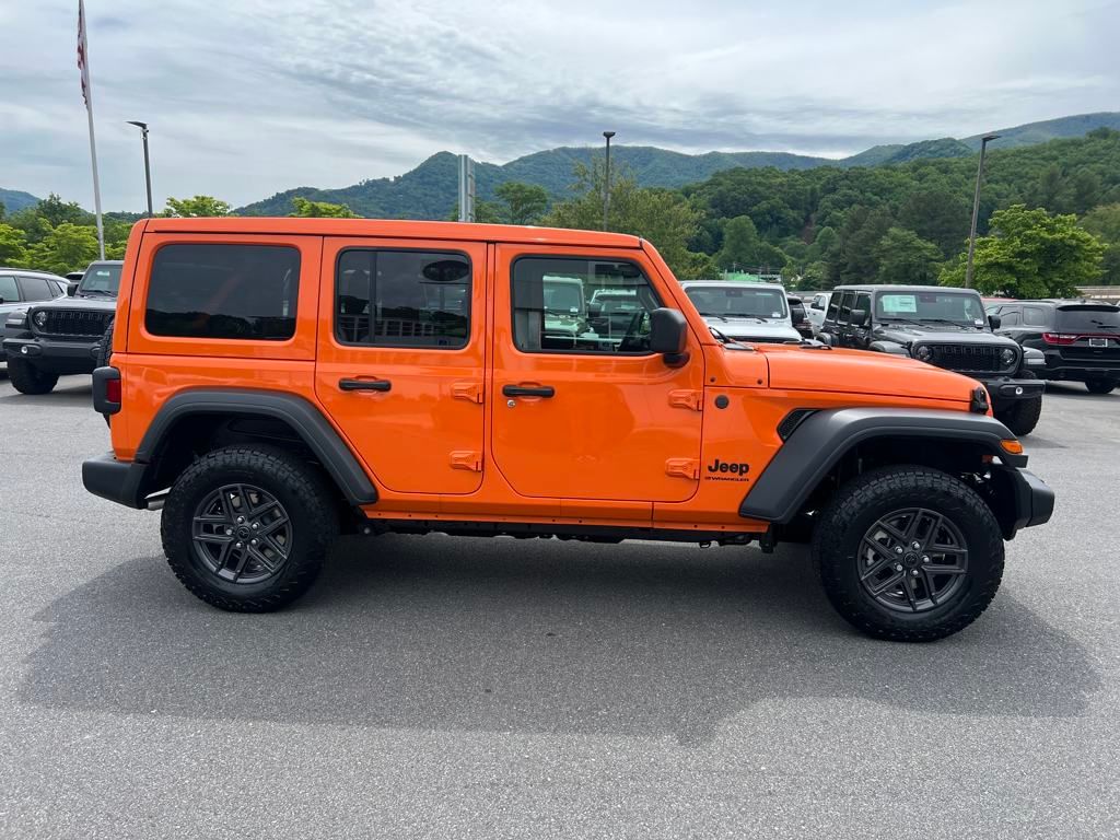 new 2025 Jeep Wrangler car, priced at $48,129