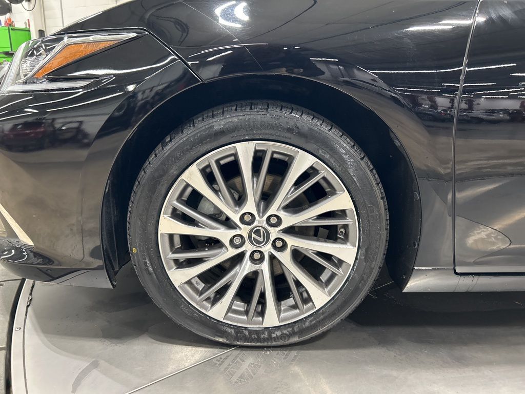 used 2019 Lexus ES car, priced at $25,939
