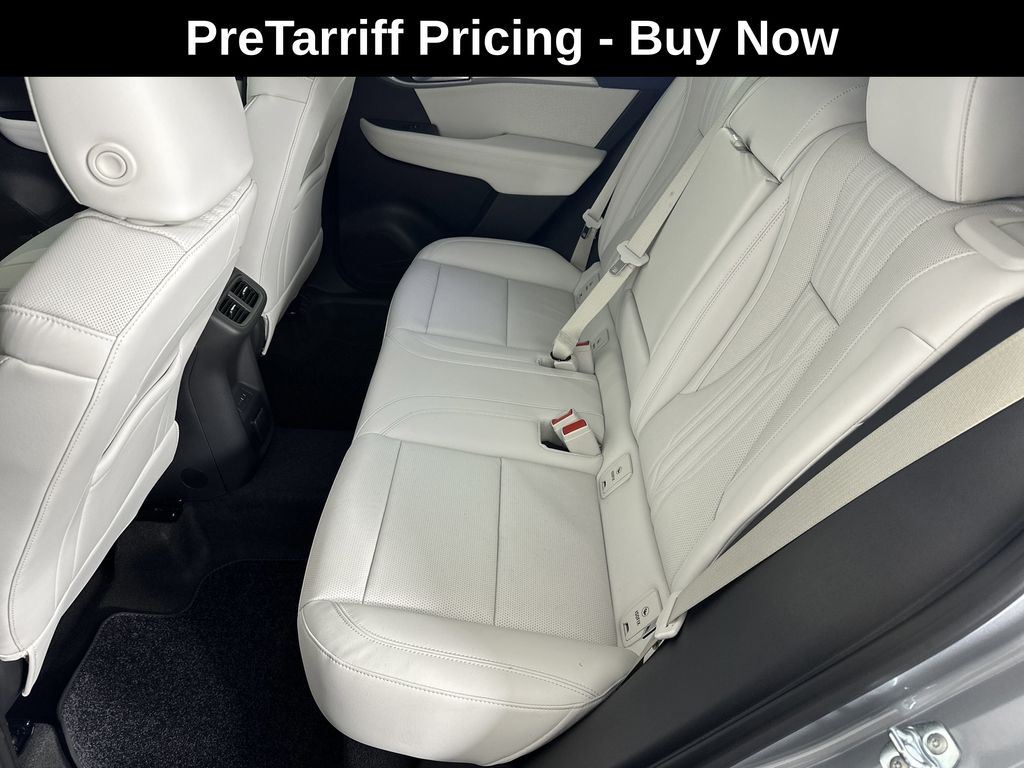 new 2025 Buick Envision car, priced at $45,095