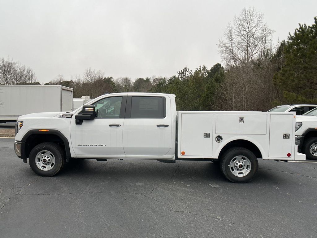 new 2024 GMC Sierra 2500HD car, priced at $51,433