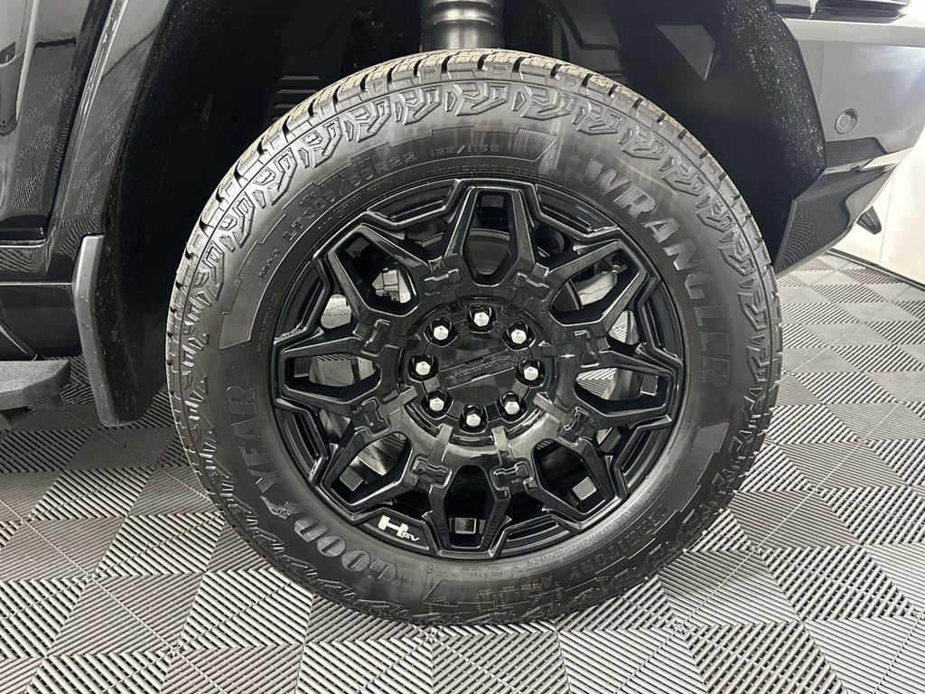 new 2025 GMC Hummer EV SUV car, priced at $91,690