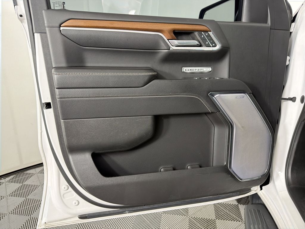 used 2023 GMC Sierra 1500 car, priced at $49,997