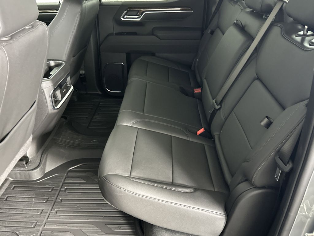 new 2025 GMC Sierra 1500 car, priced at $60,224