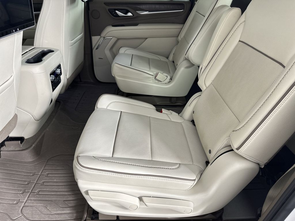 used 2022 GMC Yukon XL car, priced at $56,928