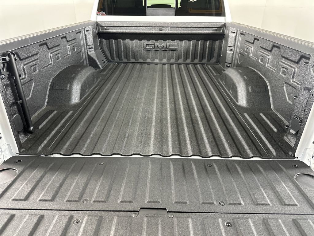 new 2025 GMC Sierra 2500HD car, priced at $87,090