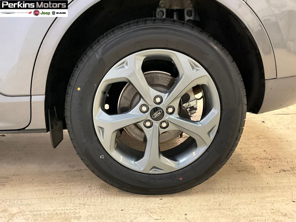 used 2024 Ford Escape car, priced at $29,157