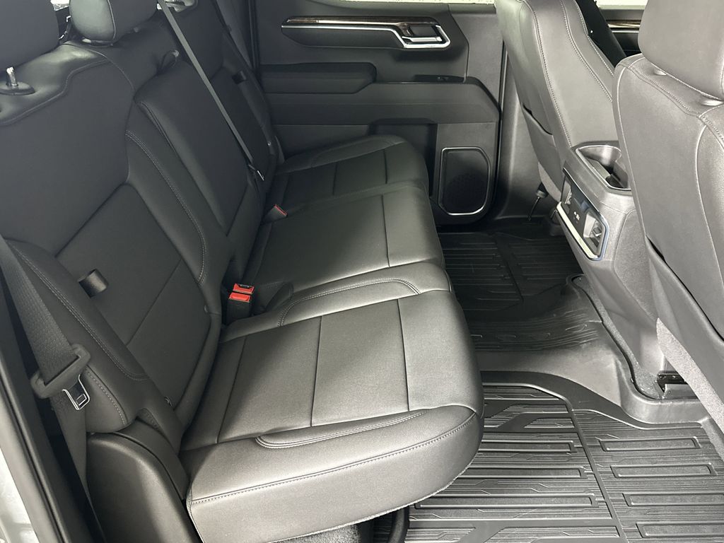 new 2025 GMC Sierra 1500 car, priced at $60,224