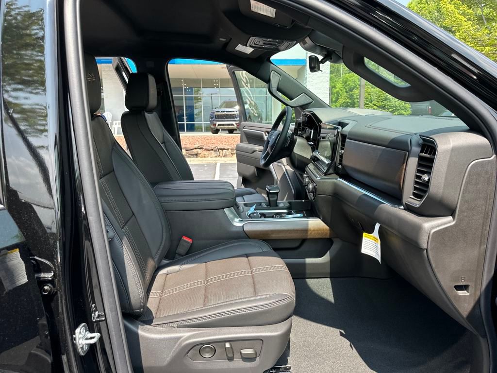 new 2025 Chevrolet Silverado 1500 car, priced at $59,990