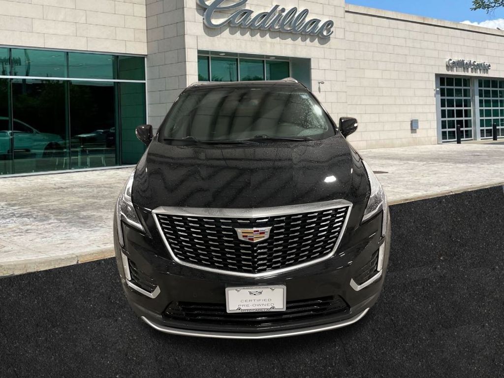 used 2022 Cadillac XT5 car, priced at $34,950