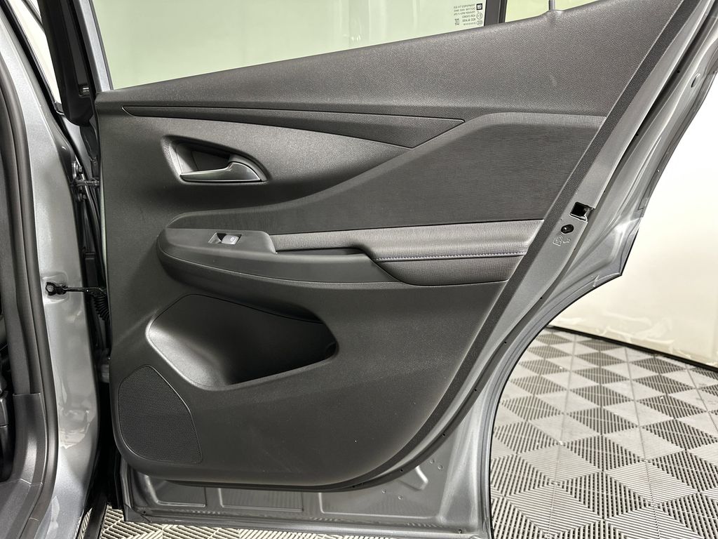 new 2025 Buick Envista car, priced at $29,869