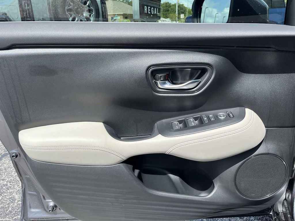 new 2025 Honda HR-V car, priced at $29,659