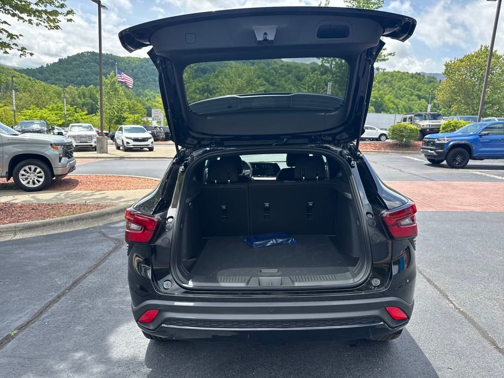 new 2025 Chevrolet Trax car, priced at $24,485