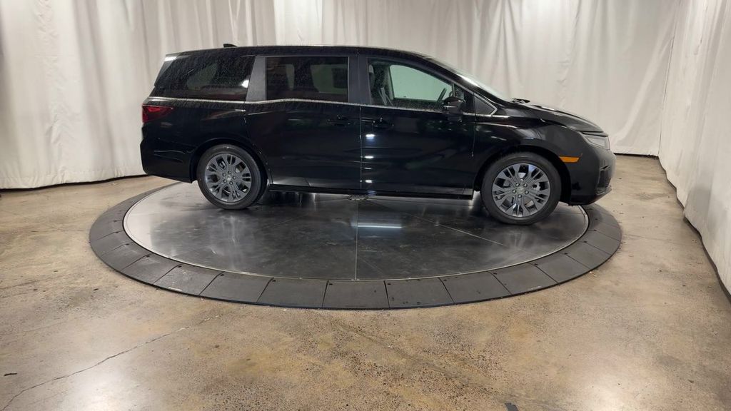 new 2025 Honda Odyssey car, priced at $48,360