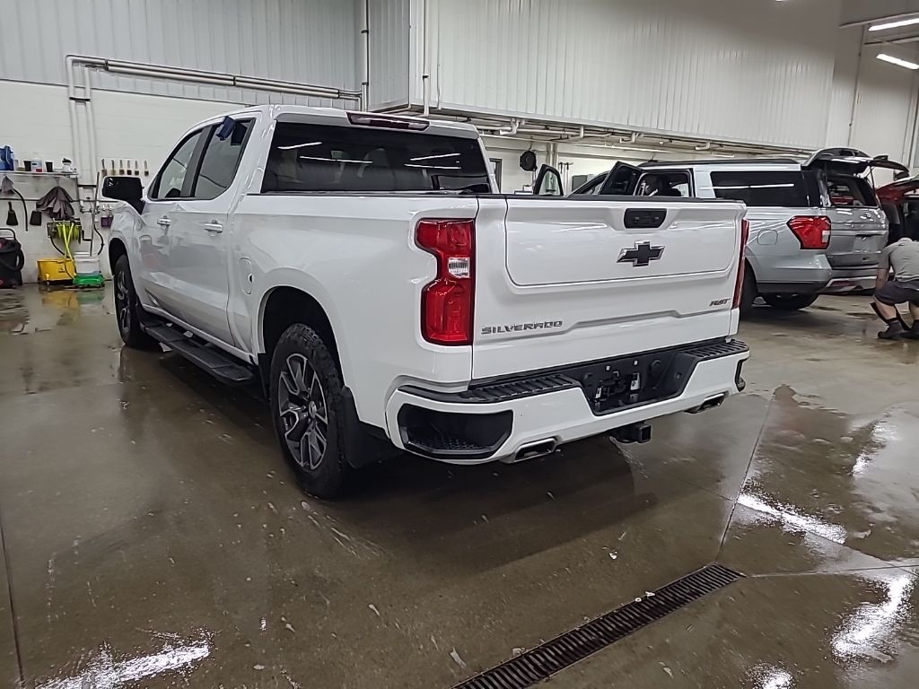 used 2022 Chevrolet Silverado 1500 car, priced at $42,992