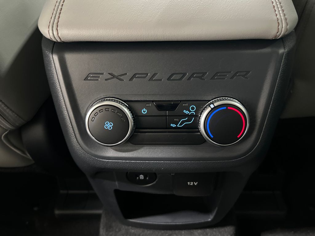 new 2025 Ford Explorer car, priced at $45,826