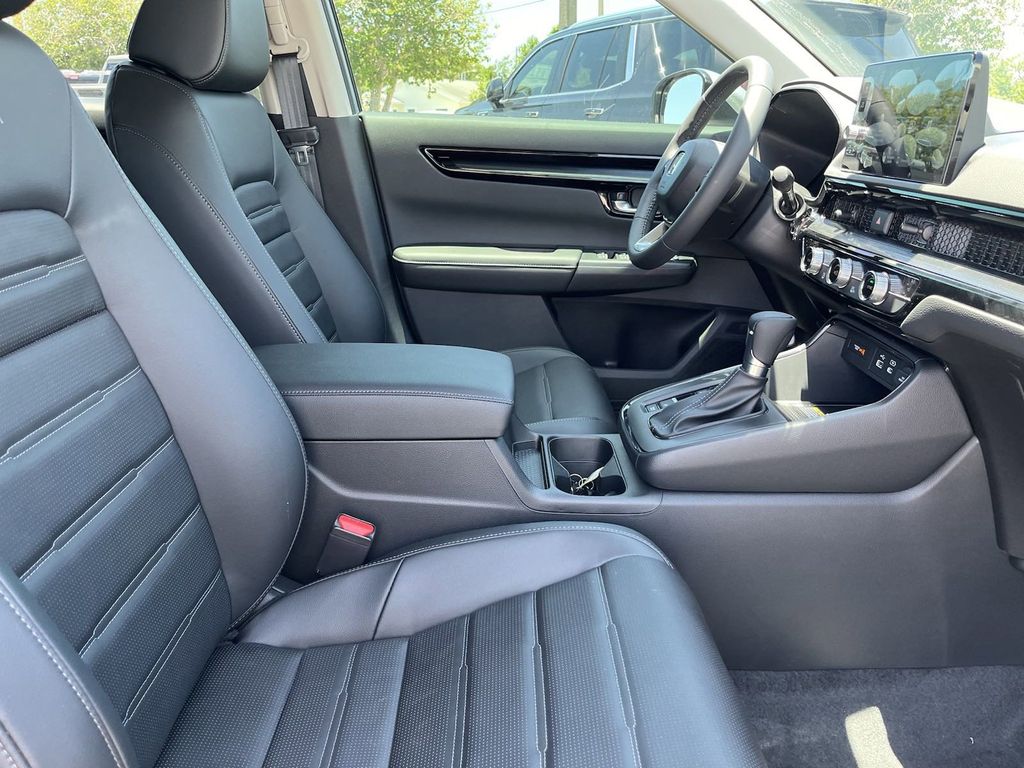 new 2025 Honda CR-V car, priced at $34,939