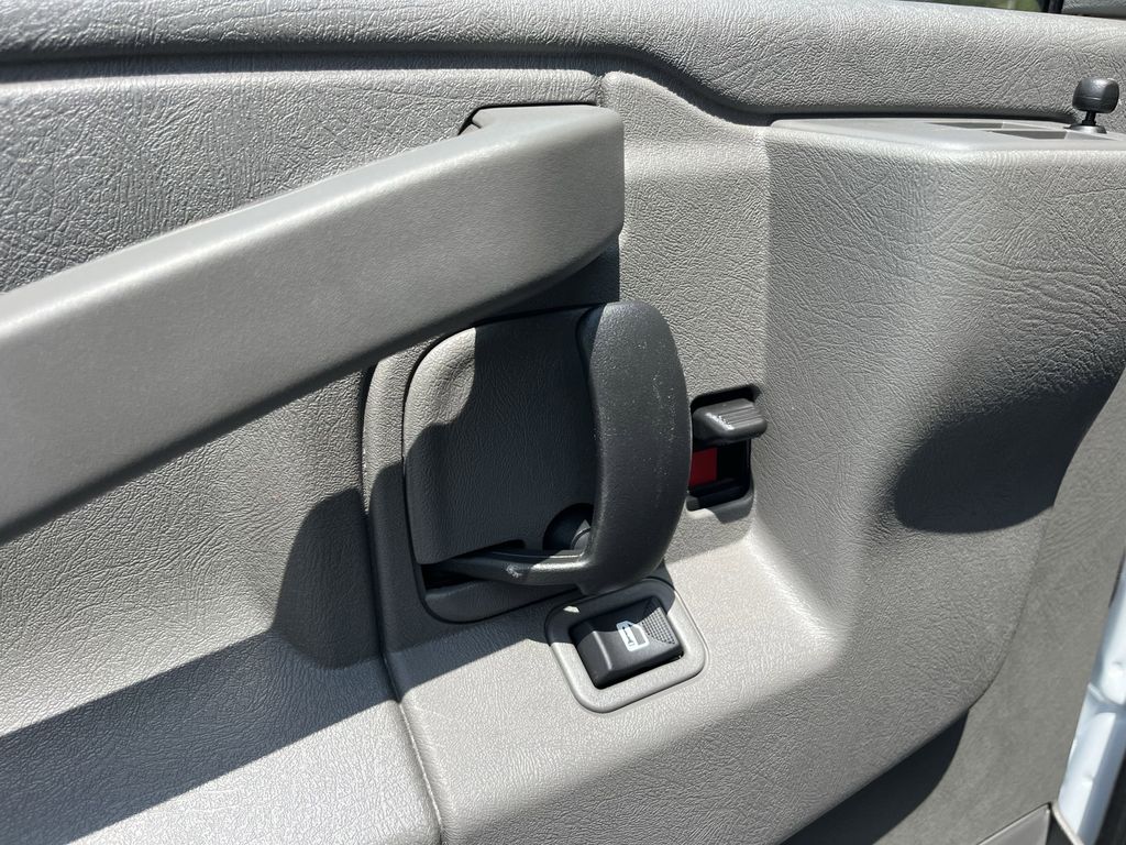 new 2025 GMC Savana 2500 car, priced at $45,200