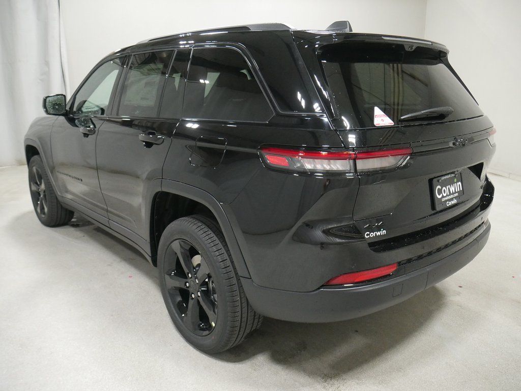 new 2024 Jeep Grand Cherokee car, priced at $52,960