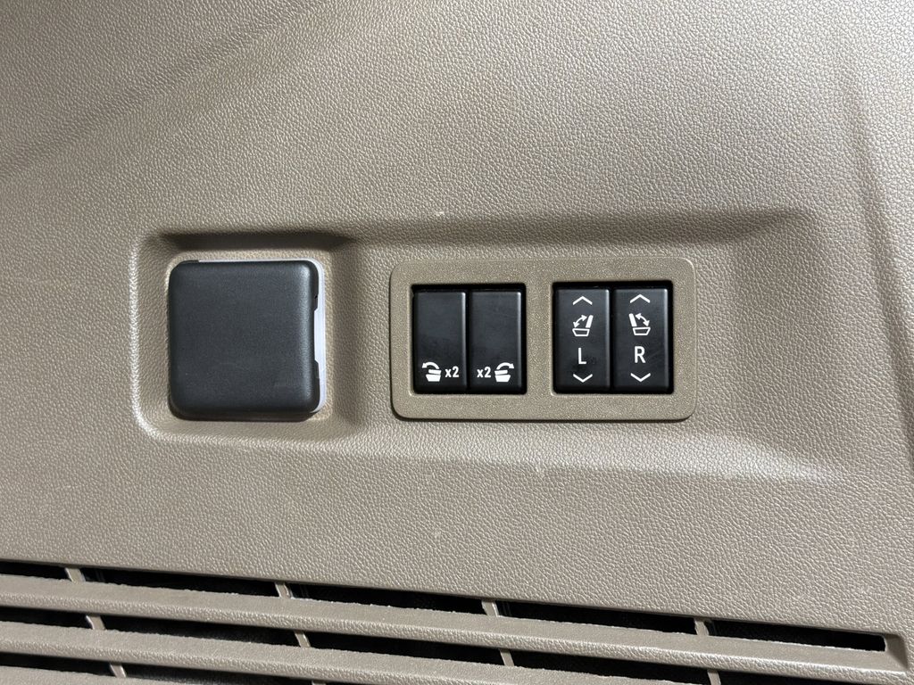 used 2022 GMC Yukon car, priced at $58,999