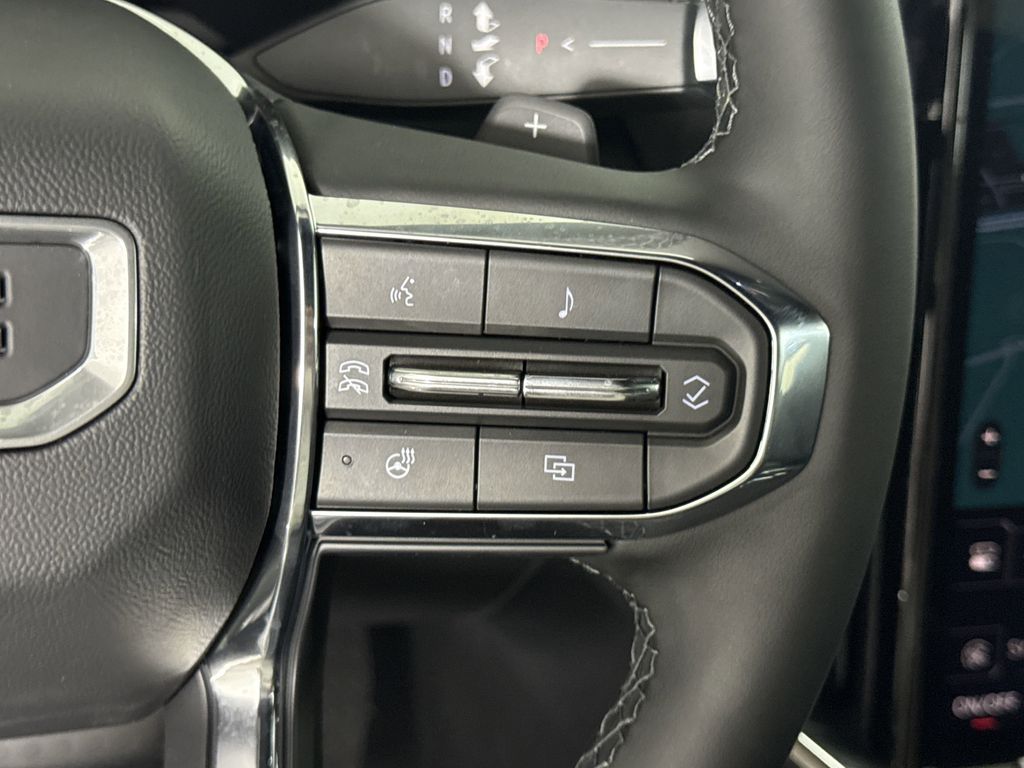 new 2025 GMC Acadia car, priced at $42,724