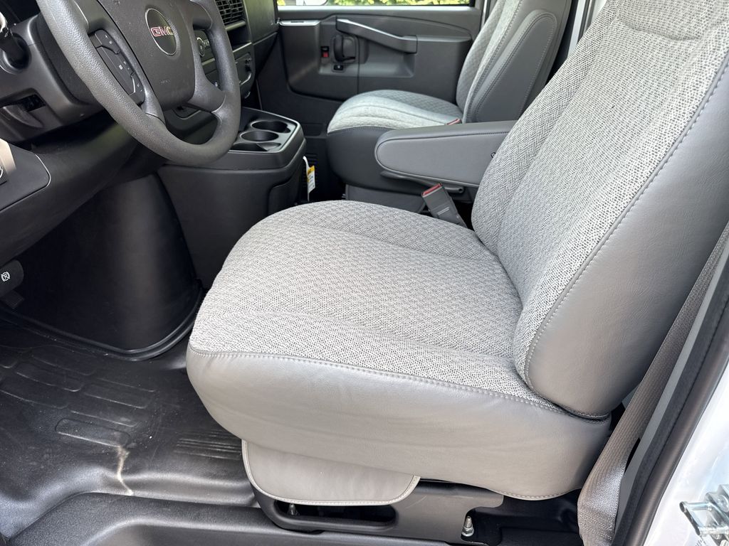 new 2025 GMC Savana 3500 car, priced at $40,505