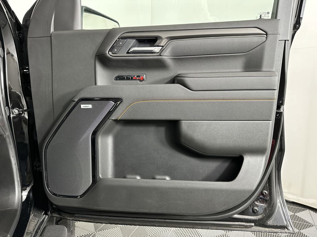 new 2025 GMC Sierra 1500 car, priced at $69,299