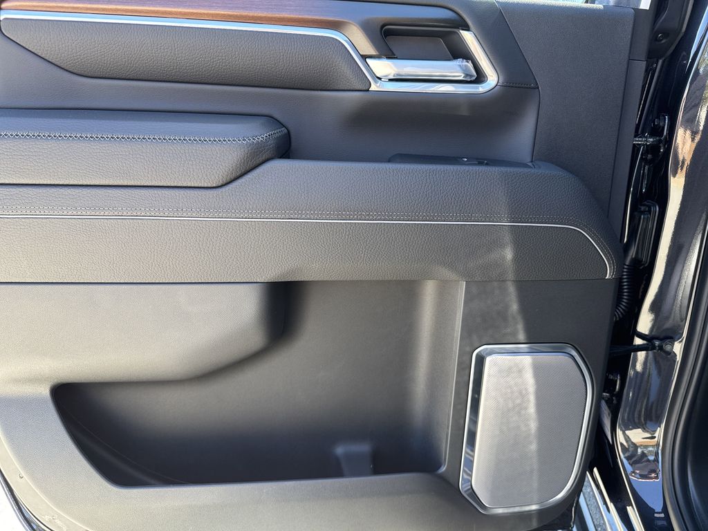 new 2025 GMC Sierra 2500HD car, priced at $87,039