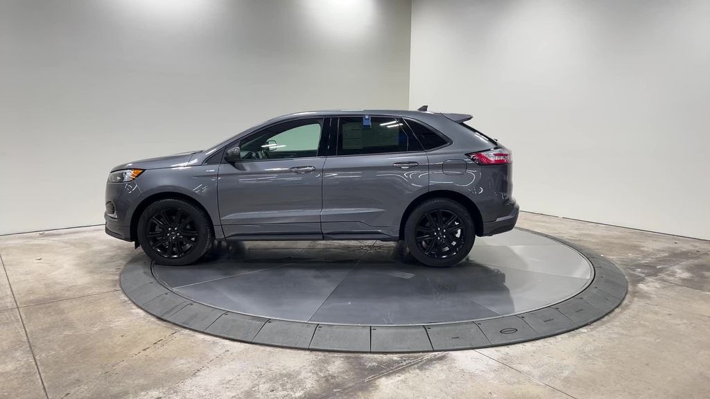used 2022 Ford Edge car, priced at $27,623