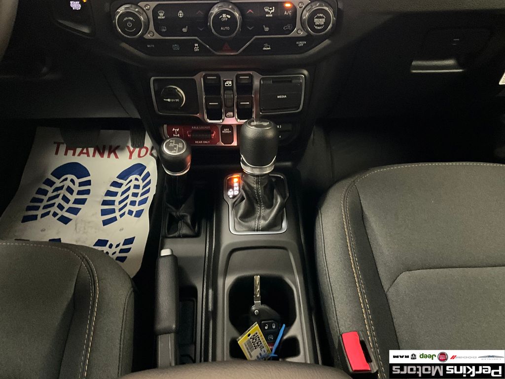 new 2025 Jeep Wrangler car, priced at $55,783