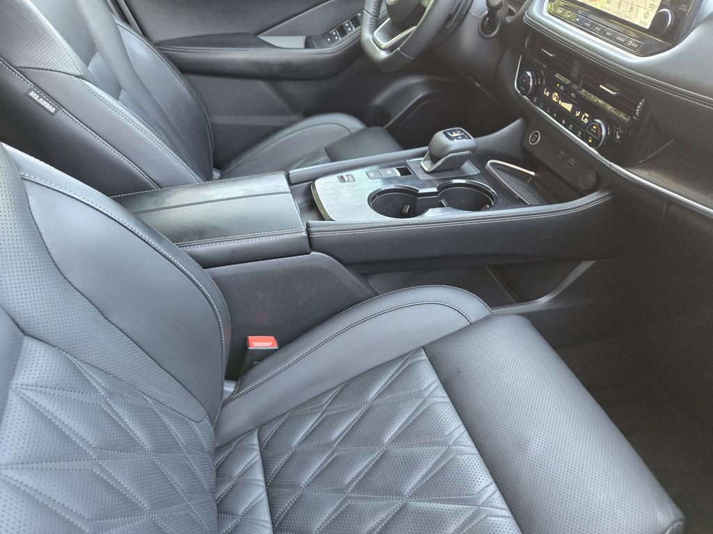 used 2021 Nissan Rogue car, priced at $24,642