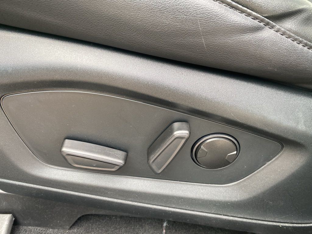 used 2022 Ford Explorer car, priced at $31,995